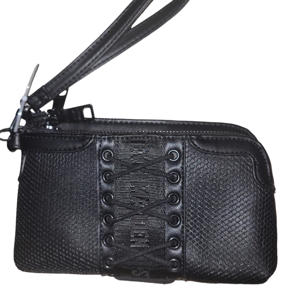 💕NWT Steve Madden Clutch/Wrislet💕